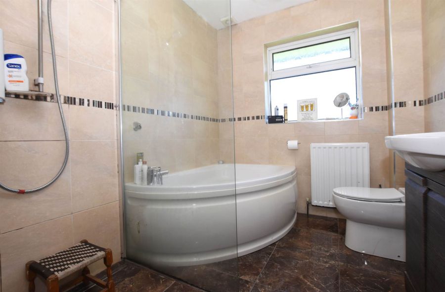 8 Ardfern Road