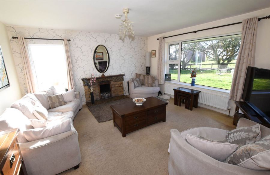 8 Ardfern Road