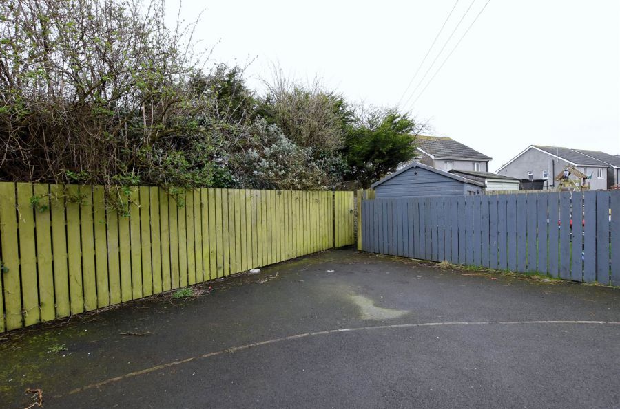 66 Ballyhornan Road
