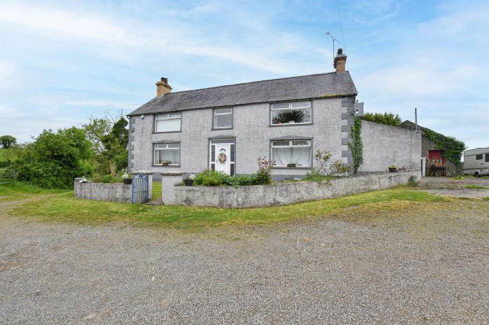The Shore , 20 Myra Road