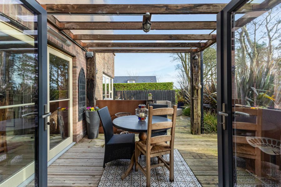 3 Ferry Quarter View