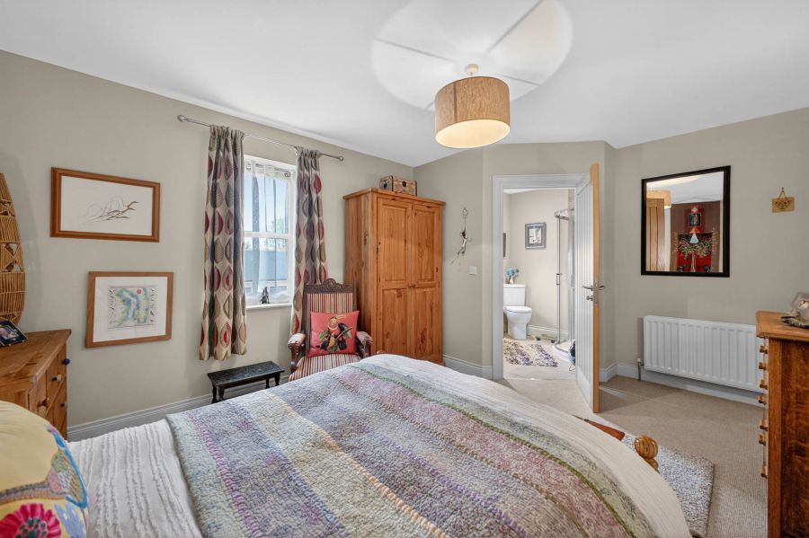 3 Ferry Quarter View