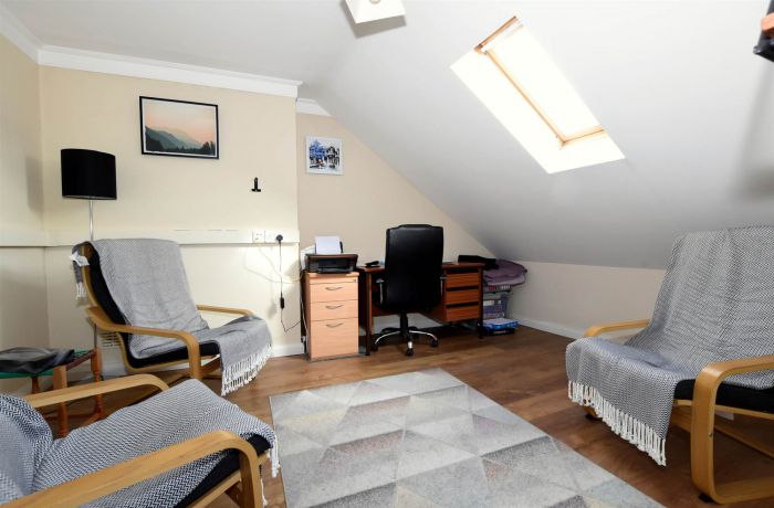 ** FOR SALE/TO LET **, 69 Church Street