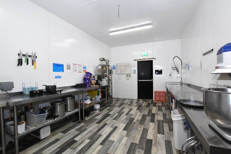 Bells Hill Farm Shop & Tea Room, 123 Downpatrick Road