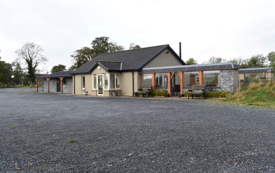 Bells Hill Farm Shop & Tea Room, 123 Downpatrick Road