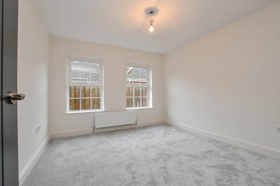 15 Meadow View