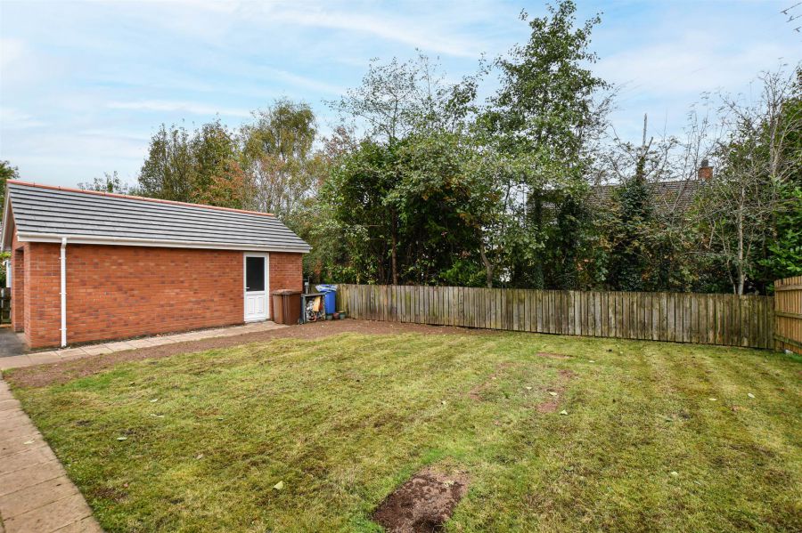 15 Meadow View