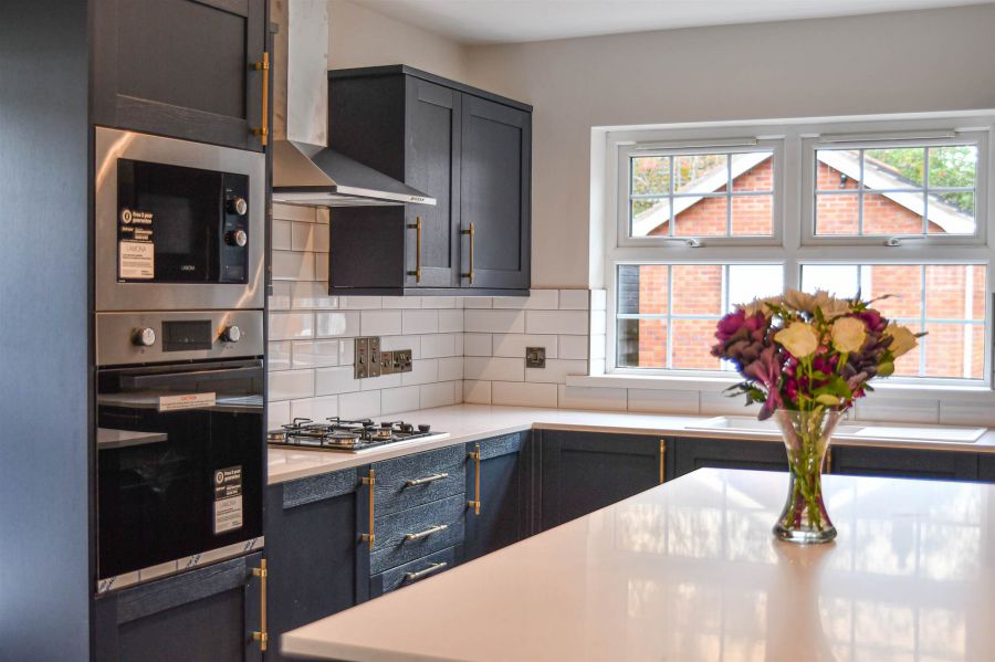 15 Meadow View