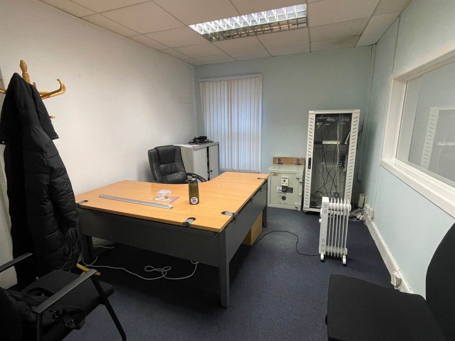  Ground floor commercial premises, 8-10 Irish Street