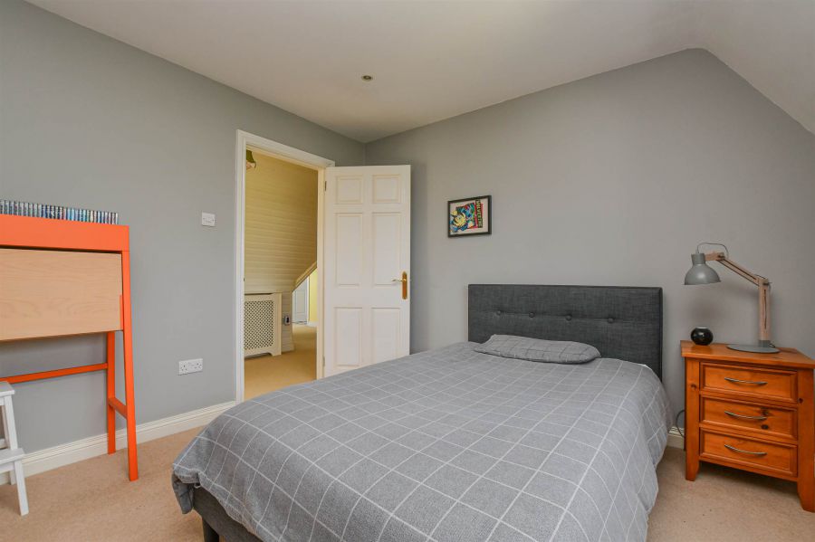83 Downpatrick Road