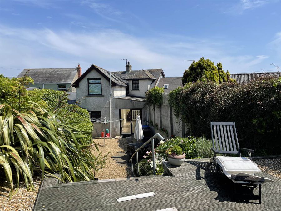 21 Fishermans Row