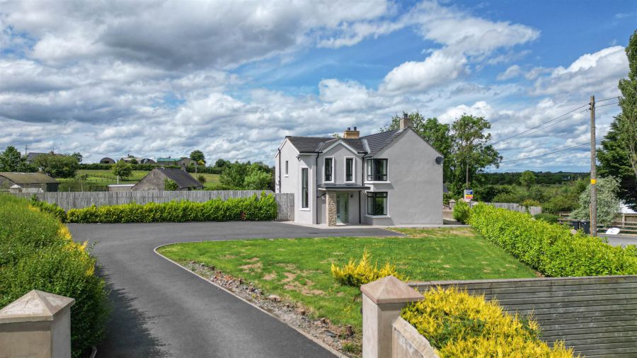 67 Carsonstown Road, saintfield, BT24 7EB