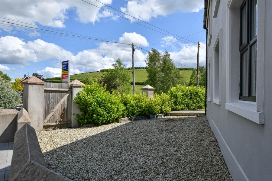 67 Carsonstown Road