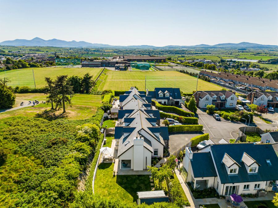 24 Rath Cuan Heights