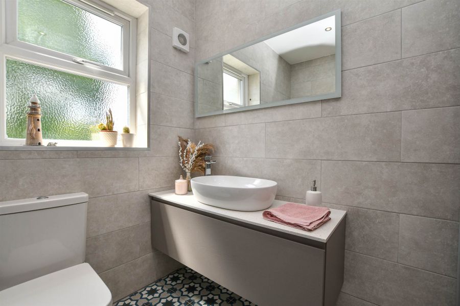 63 Strangford Road