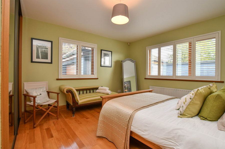 42 Old Course Road