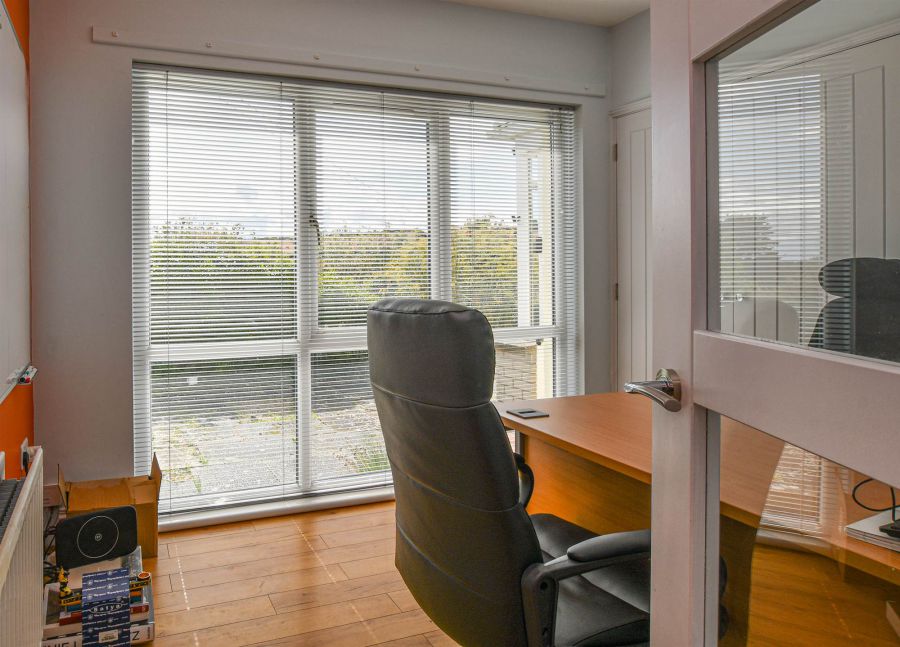 80 Ballyhornan Road