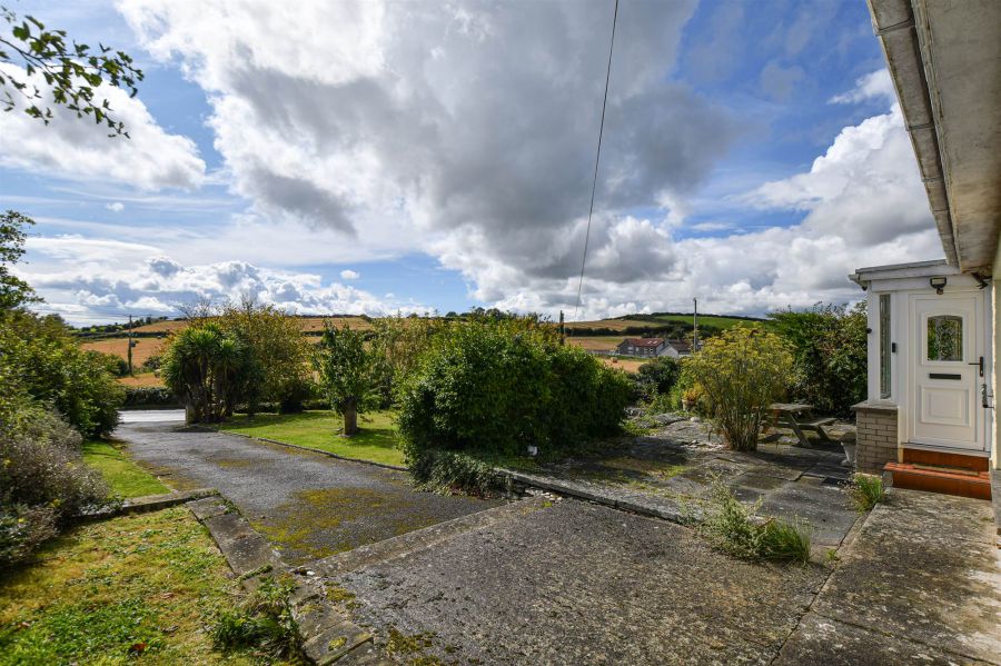 80 Ballyhornan Road