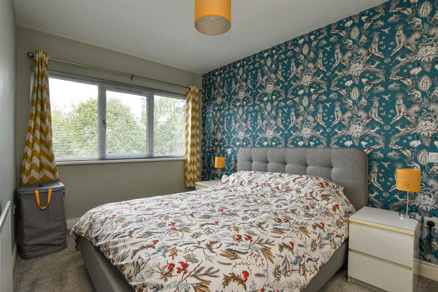 80 Ballyhornan Road