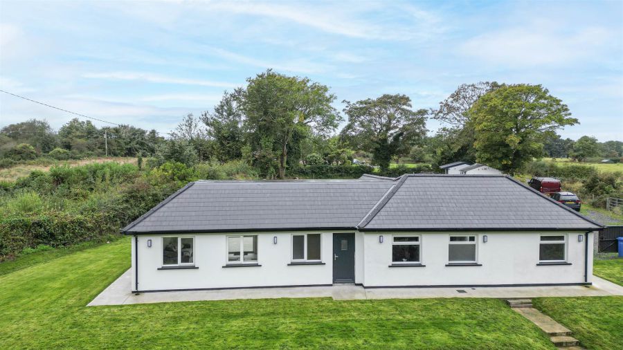 58 Crawfordstown Road