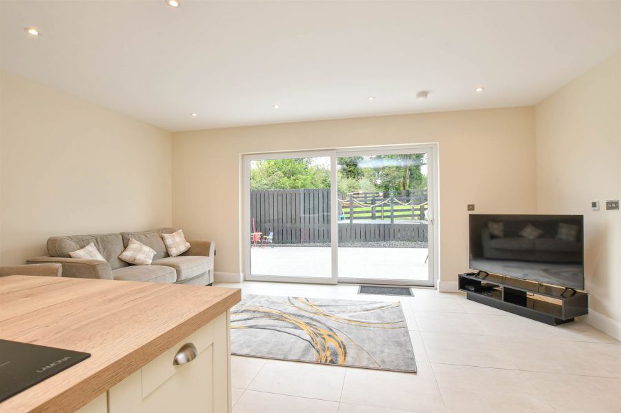 58 Crawfordstown Road
