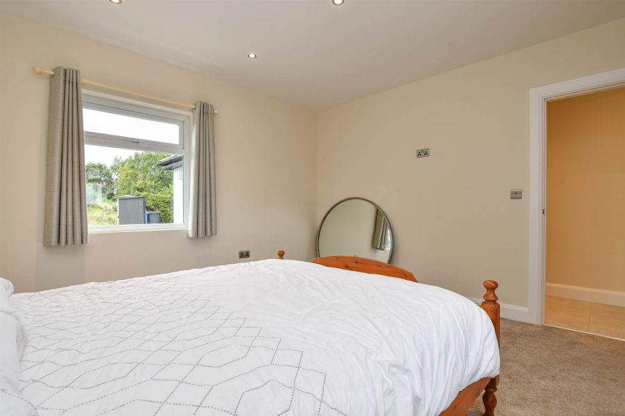 58 Crawfordstown Road