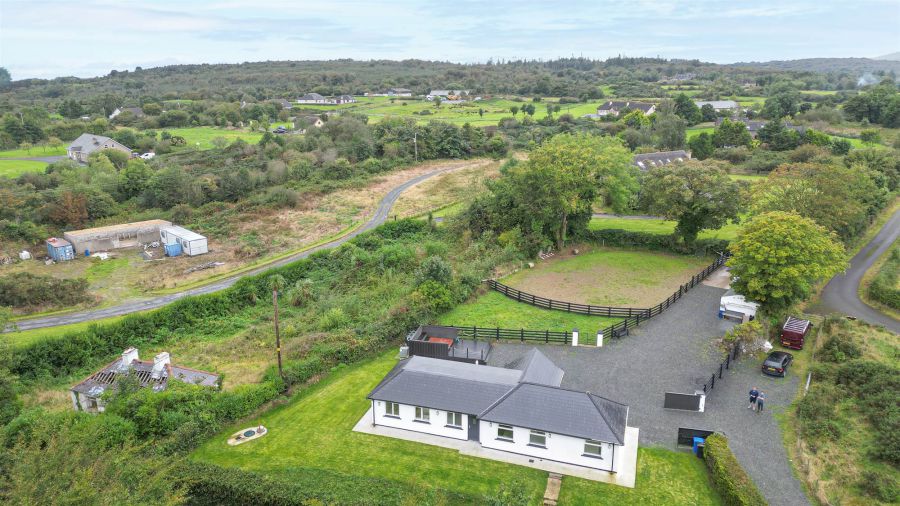 58 Crawfordstown Road