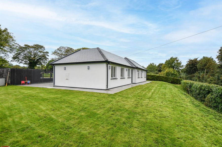 58 Crawfordstown Road