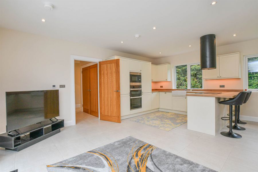58 Crawfordstown Road
