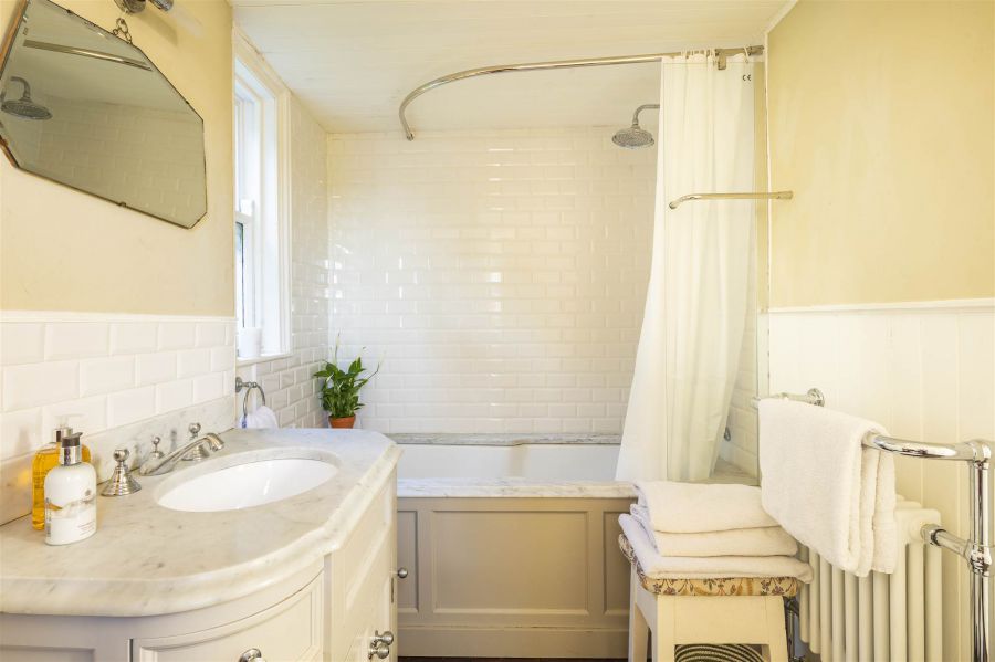 Strangford House , 39A Castle Street