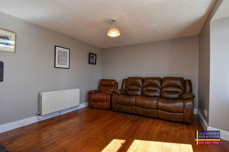 7 Lismore Road