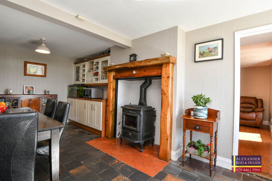 7 Lismore Road