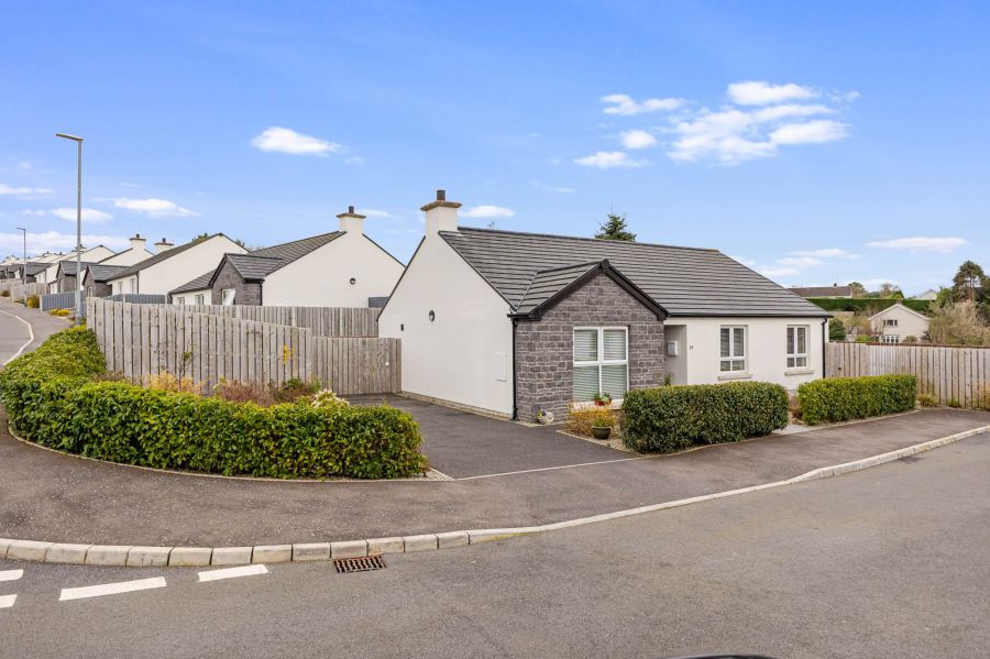 36 Saul Acre View