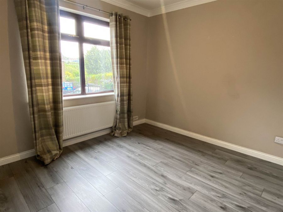 10 Mourneview Court