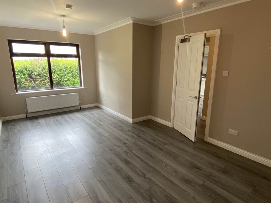 10 Mourneview Court