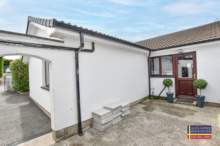 146 Bishops Brae Avenue
