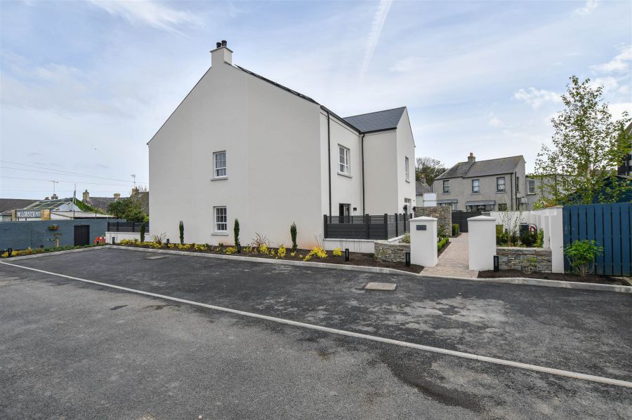 Ceol Na Mara, 3 St John's Lane