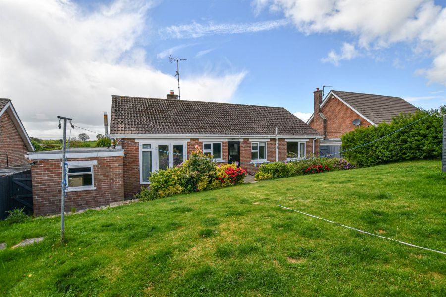 9 Ballynahinch Road