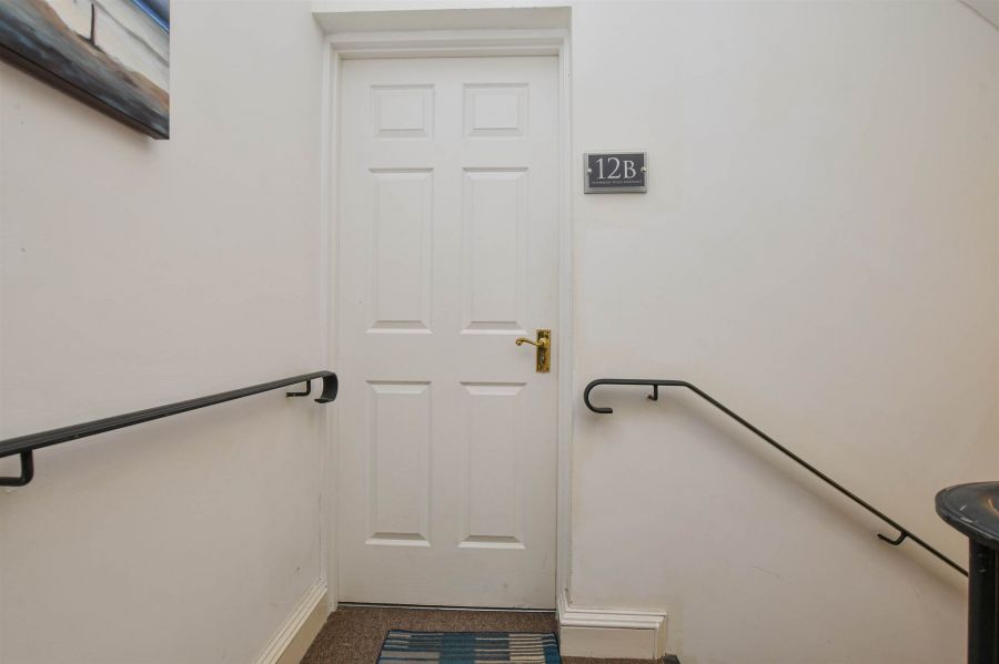 12B  Kildare Street