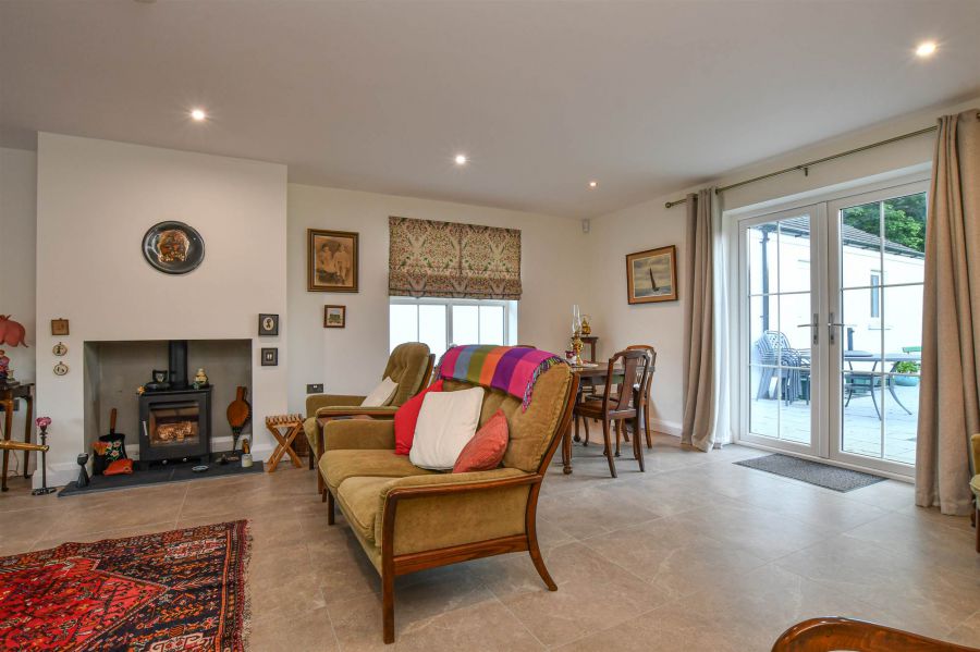 51 Crossgar Road