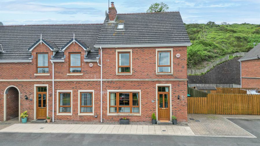 9 Forge Hill Close
