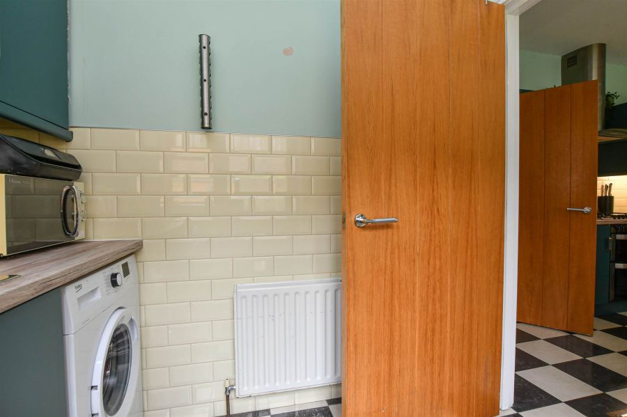 9 Forge Hill Close