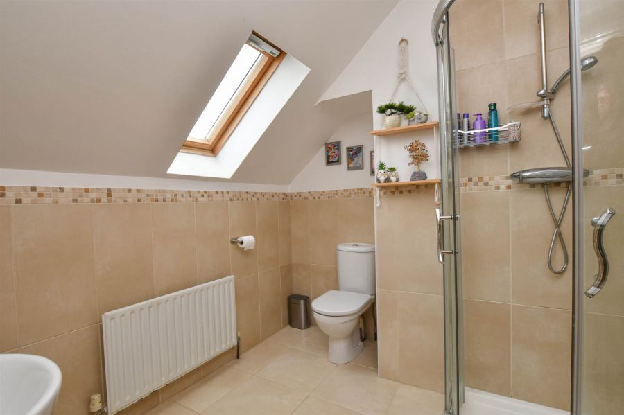 9 Forge Hill Close