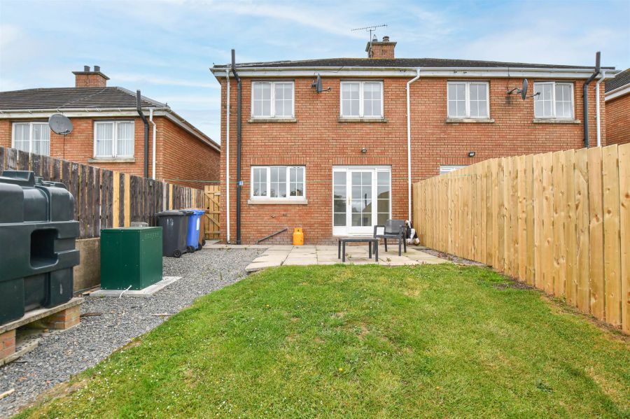 15 Demesne Avenue