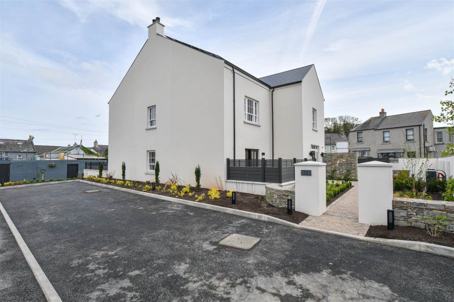 Ceol Na Mara, 4 St John's Lane
