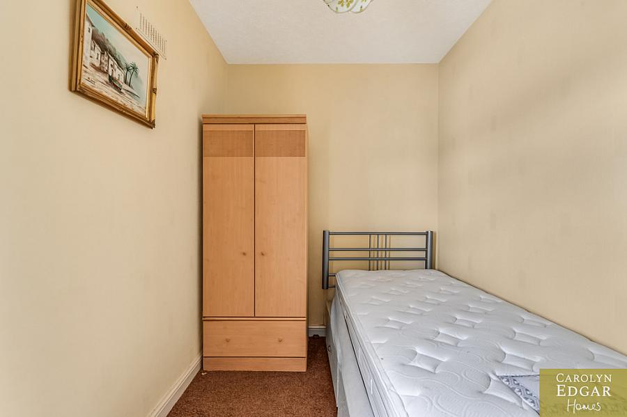 24 Ardenlee Gardens