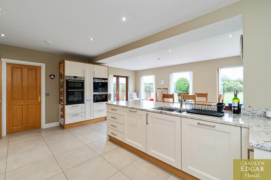 Ballynester Lodge, 2 Cottage Hill