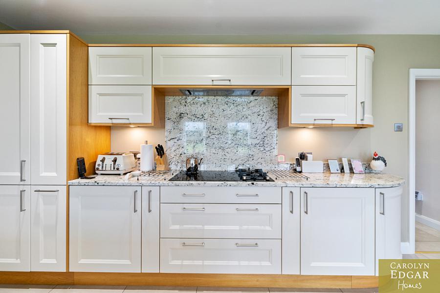 Ballynester Lodge, 2 Cottage Hill