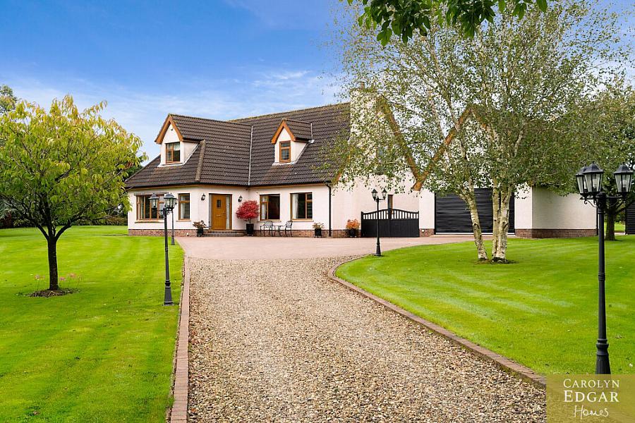 Ballynester Lodge, 2 Cottage Hill