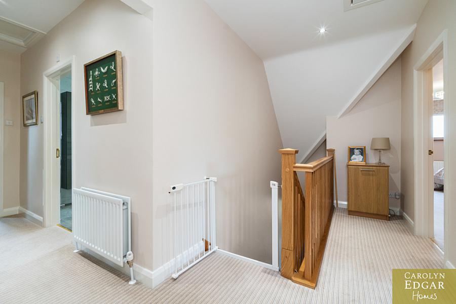 Ballynester Lodge, 2 Cottage Hill